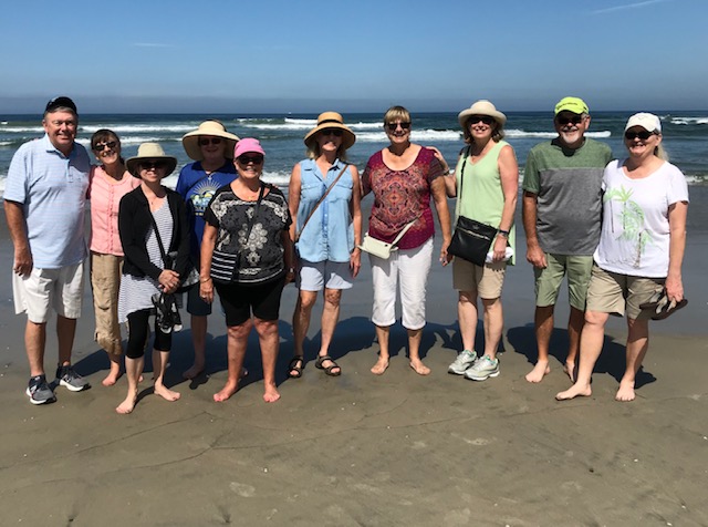 Retiree Association members on the beach