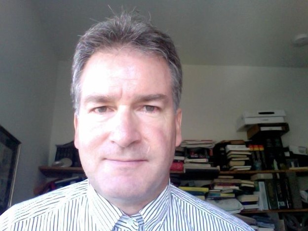 Dr. Oliver Berghof