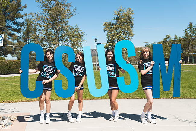 Students with CSUSM letters