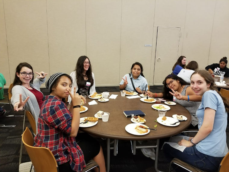 Students enjoying lunch together